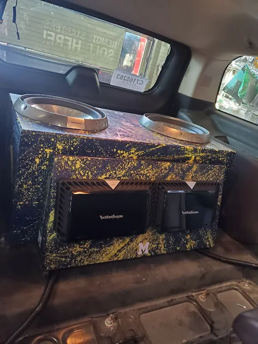 Duke's Car Stereo 2