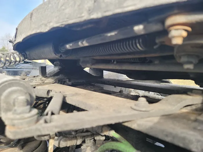 Browns Truck Repair Inc. 4