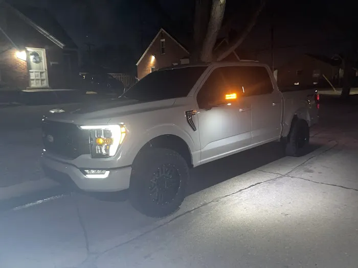 Auto Advantage Collision 0