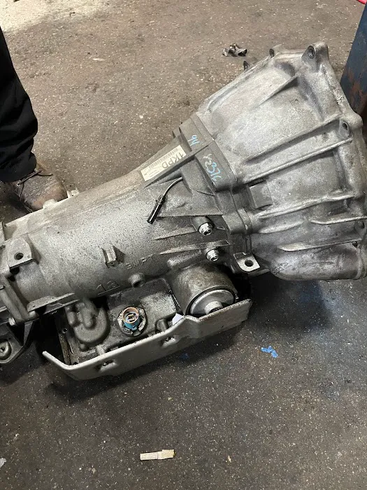 Jolly’s A-1 QUALITY TRANSMISSION & AUTO REPAIR 4