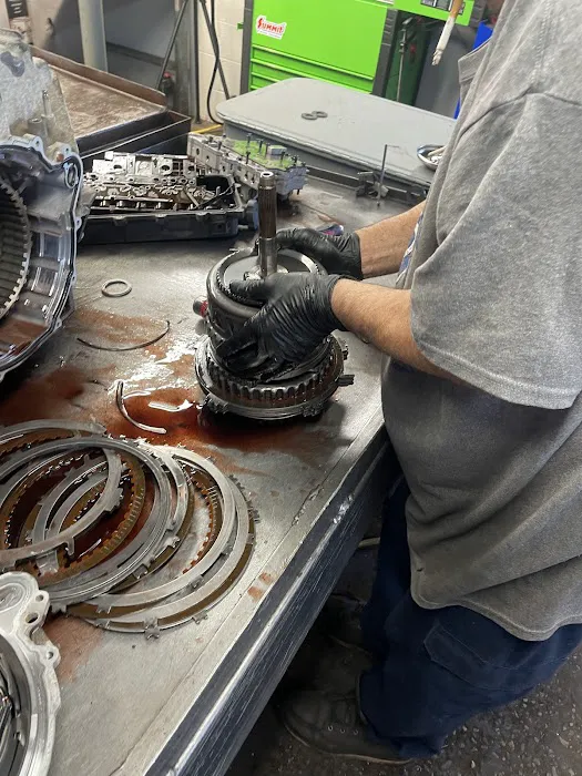 Jolly’s A-1 QUALITY TRANSMISSION & AUTO REPAIR 8