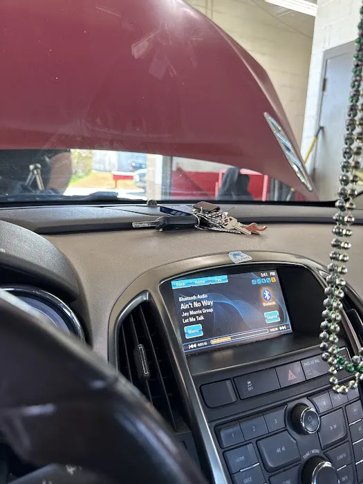 Valvoline Instant Oil Change 1