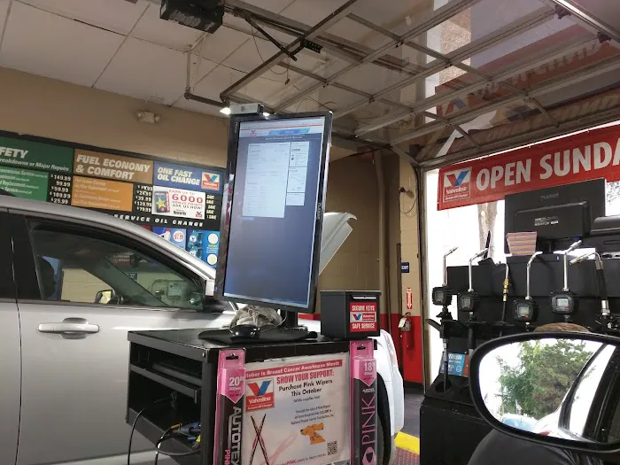Valvoline Instant Oil Change 6