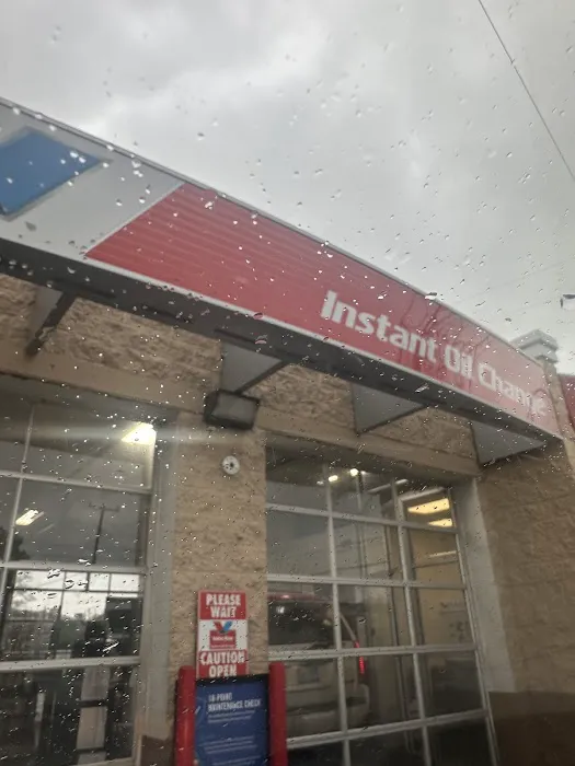 Valvoline Instant Oil Change 9
