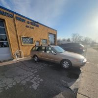 Livonia Auto Body & Repair Inc