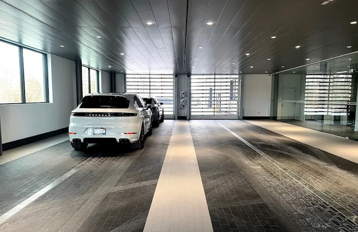 Porsche Detroit North Service Department 2