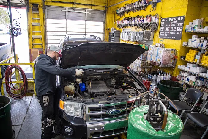 Pennzoil Kwik Oil Change 0