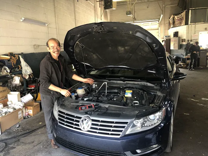 Dinh's Auto Repair 0