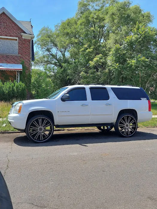 Unique Auto Care 7
