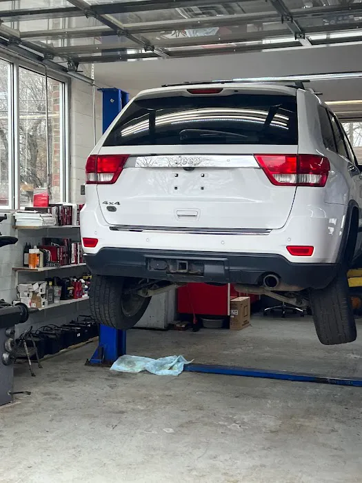 Pleasant Ridge Oil Change & Repair 1