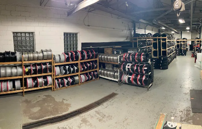 Uncle Ken's Auto Center 9