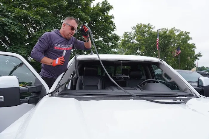 Twin Cities Auto Glass 3