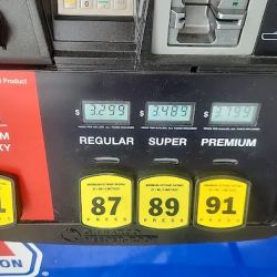 Riverside Marathon Auto Repair ico