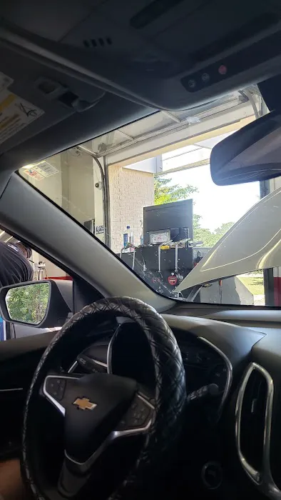 Valvoline Instant Oil Change 4