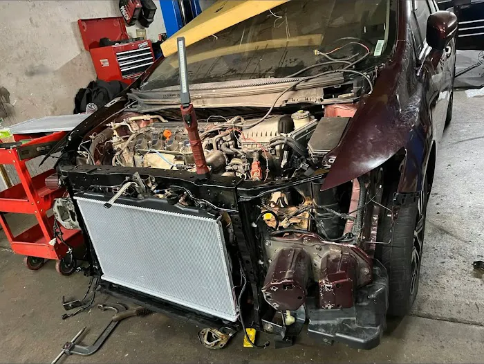 Gonzalez Autowerks 1