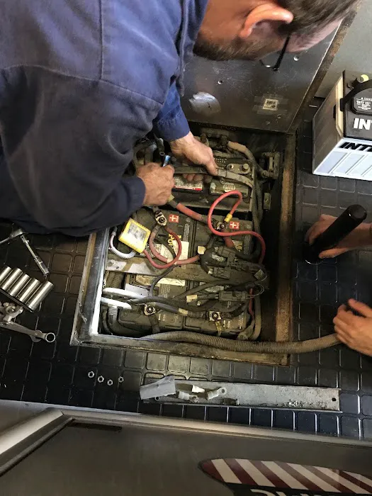 Truck Repair & Equipment Co 3