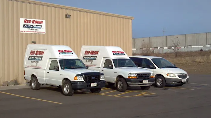 Red Robin Auto Glass LLC 8