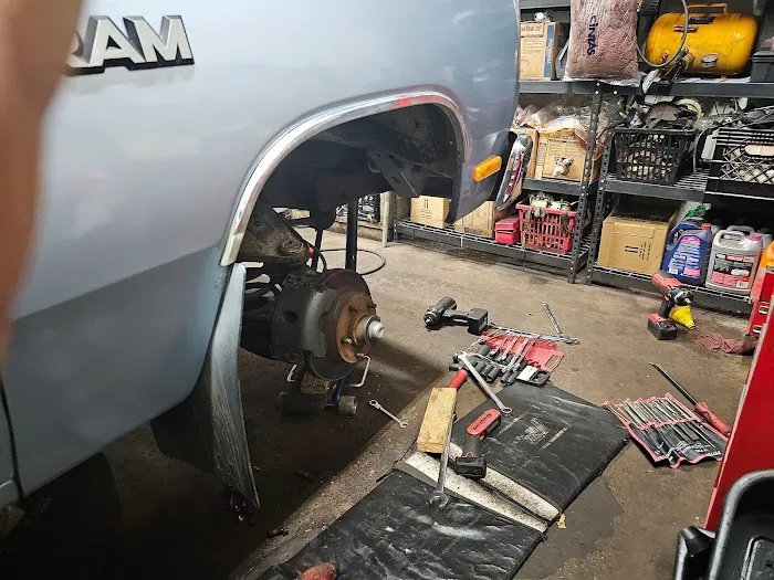 El Mecanico Auto Repair 1