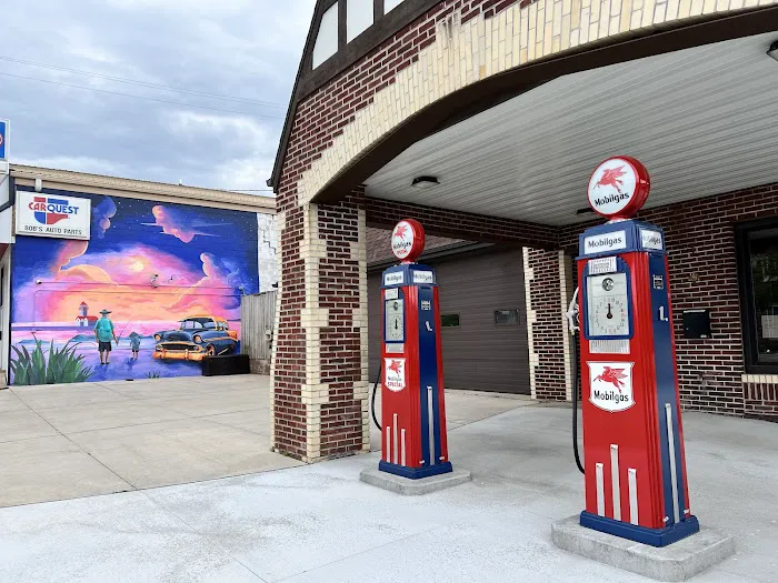 Parkos Oil Co Inc service station 0