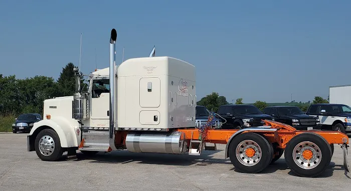 Fox Valley Truck & Body Inc 3