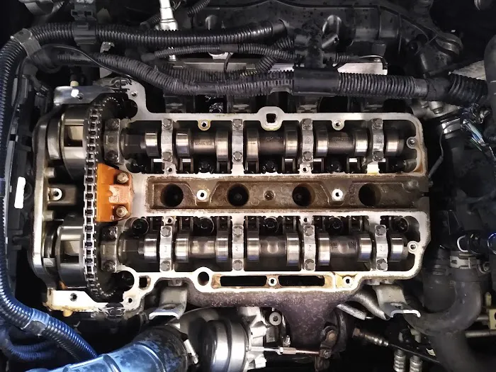Willy's Garage 6