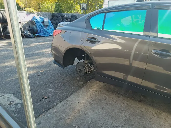 Dee Pats Awsomotive Auto Repair 9