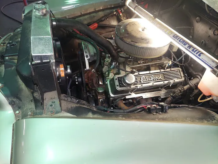 Dee Pats Awsomotive Auto Repair 6