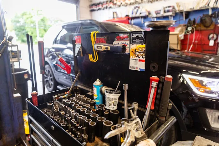 Middle Country Automotive 0