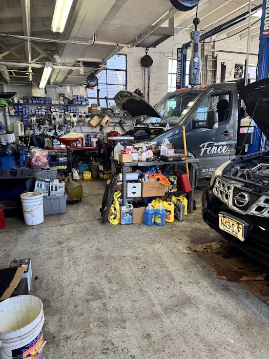 Vic's Service Station 0