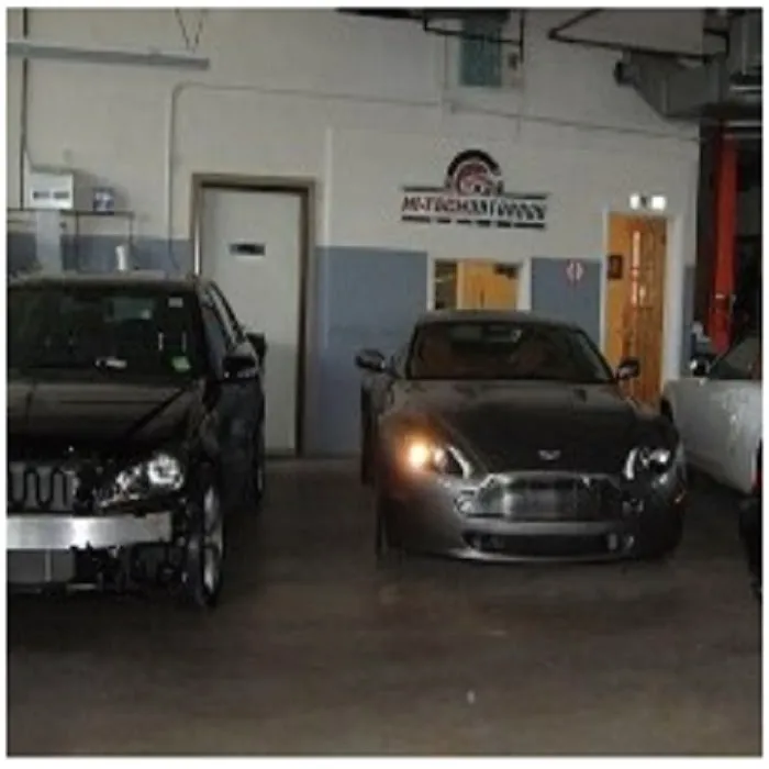 Hi Tech Auto Body 7