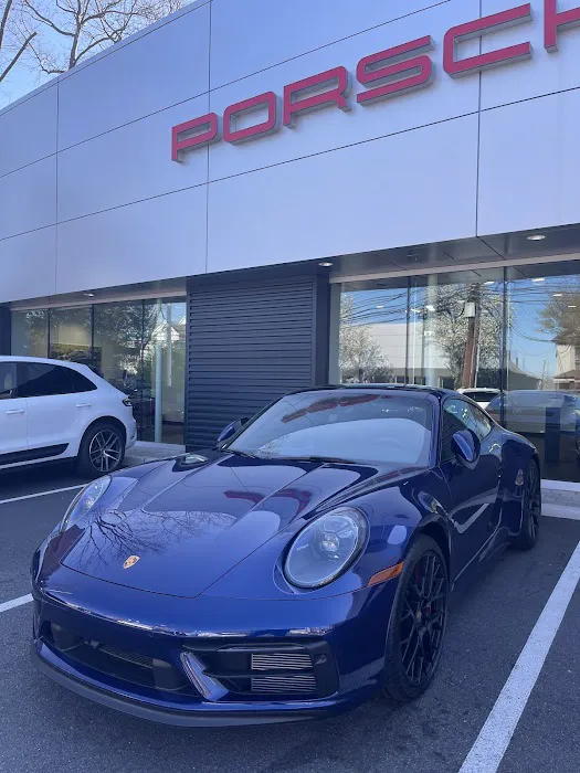 Porsche Englewood (Service & Parts) 3