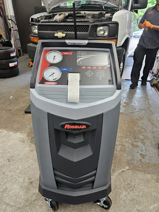 Arturo Auto Repair 2
