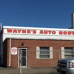 Wayne's Auto Body ico