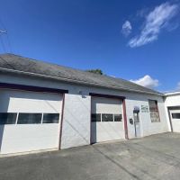 Roberts Auto Body LLC