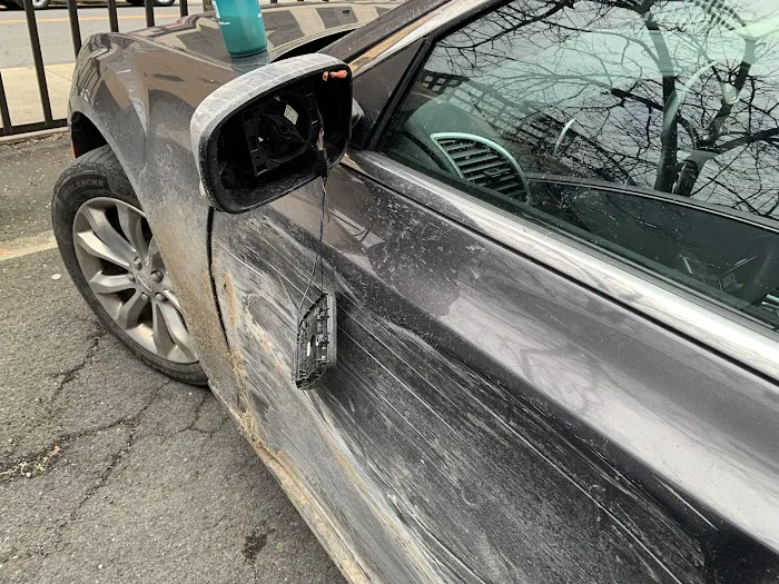 Roberts Auto Body LLC 7
