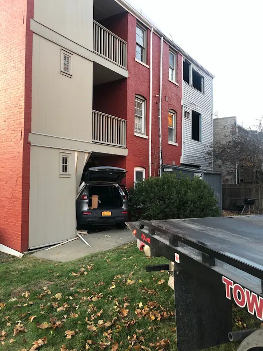 Von's Garage LLC 0