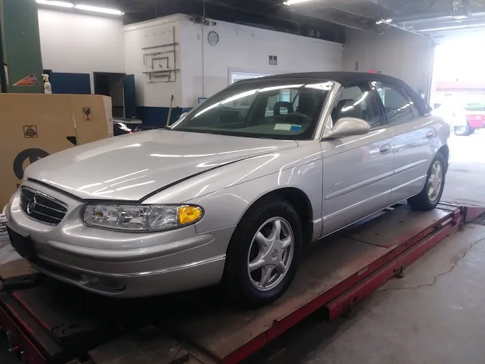 Caprara's Auto Body 5