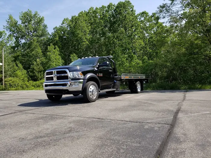 Ruth's American Wrecker Sales 4