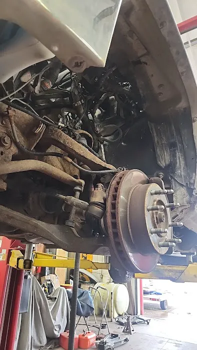 Daddio's OnPoint Auto Repair, LLC 5