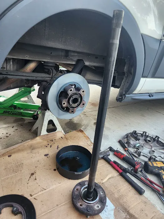 KC's Garage, LLC 0