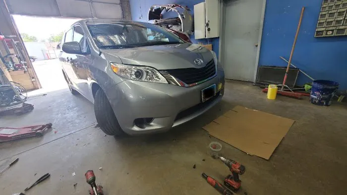 United Auto Body 1