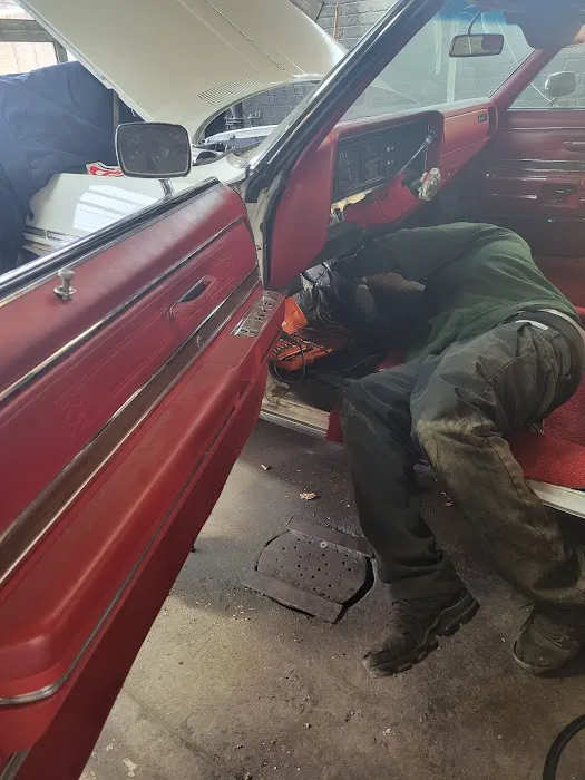 Trey's Auto, LLC 9