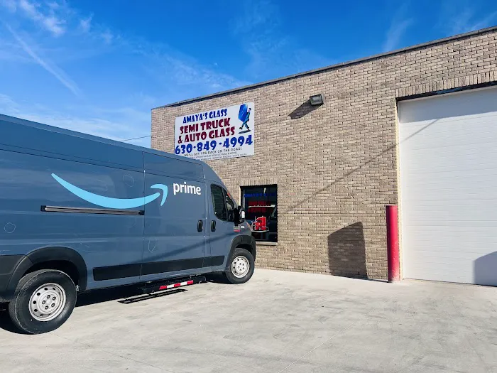AMAYA’S GLASS / SEMI TRUCK & AUTO GLASS 7