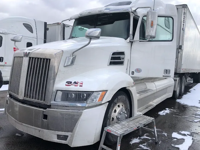 AMAYA’S GLASS / SEMI TRUCK & AUTO GLASS 5