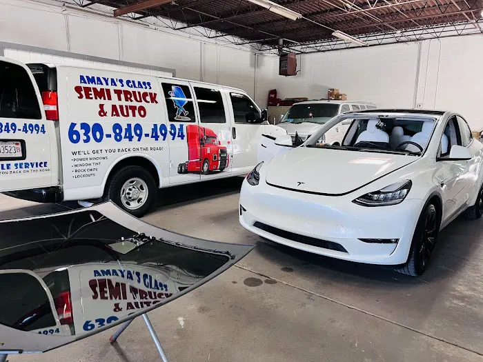 AMAYA’S GLASS / SEMI TRUCK & AUTO GLASS 2