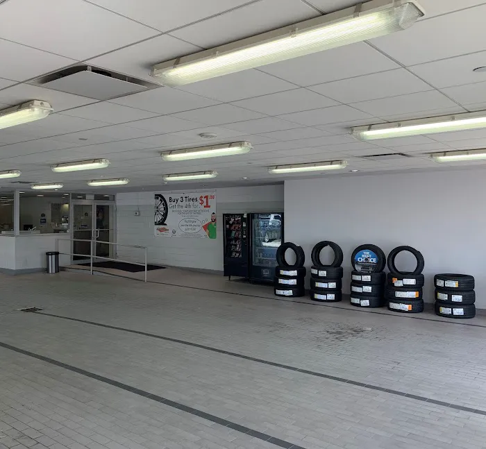 The Autobarn Volkswagen of Countryside Auto Service 6