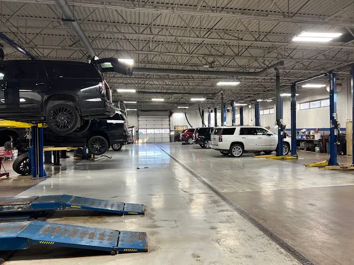 Ettleson Cadillac Service Department 5