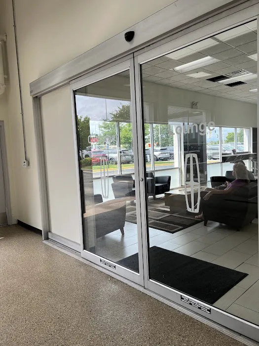 Napleton Lincoln of Schaumburg Service Center 3