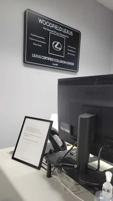 A Lexus Certified Collision Center 0