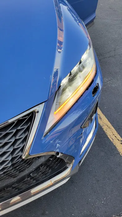 A Lexus Certified Collision Center 1